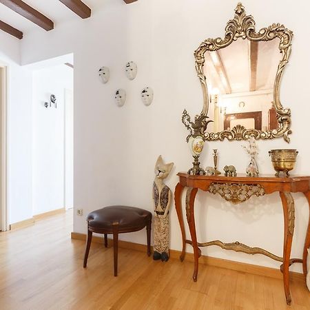 Apartment Eixample Comfort Barcelona Luaran gambar