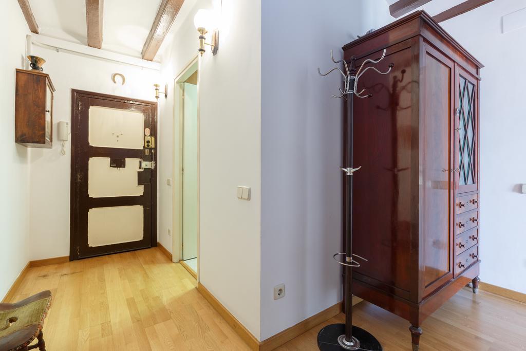 Apartment Eixample Comfort Barcelona Luaran gambar