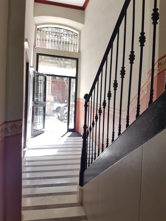 Apartment Eixample Comfort Barcelona Luaran gambar